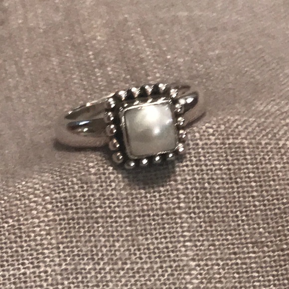 Silpada Jewelry - SILPADA Sterling & Mother of Pearl Ring